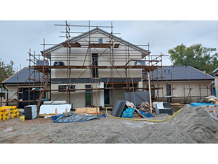 Izolace novostavby rodinného domu se sedlovou střechou v Prostějově